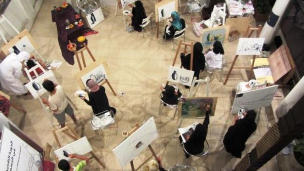 Dubai Culture Fine Arts Workshop, Drawing