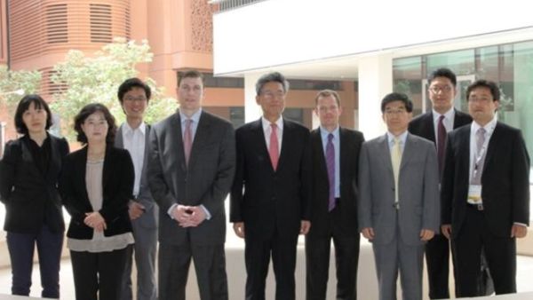 Members from Global Green Growth Institute during their visit to Masdar Institute