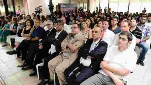 خلال الندوة