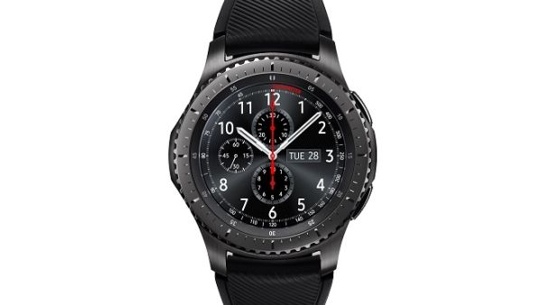 Taking the convenience and security of Samsung Pay a step further, Samsung has now made it possible to install your mobile wallet on your Gear S3 smartwatch. Taking the convenience and security of Samsung Pay a step further, Samsung has now made it possible to install your mobile wallet on your Gear S3 smartwatch.