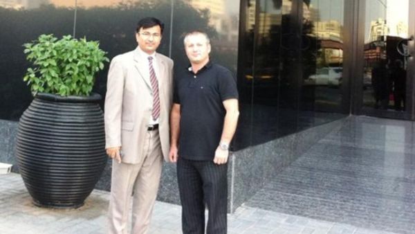 Iftikhar Hamdani, General Manager of Ramada Ajman Hotel receiving Daniel Esvandi, Senior Product Manager of JT Touristik Iftikhar Hamdani, General Manager of Ramada Ajman Hotel receiving Daniel Esvandi, Senior Product Manager of JT Touristik