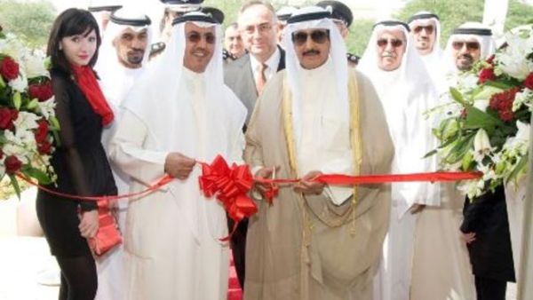 Governor of Ahmadi, HE Sheikh Dr. Ibrahim Al- Duaij Al-Sabah, cutting the ribbon with Fawzy Al-Thunayan, General Manager of Board Affairs