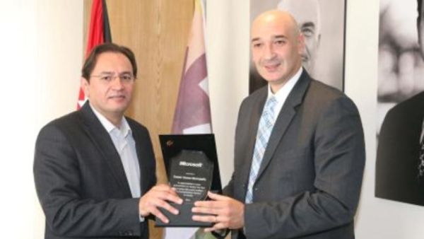 Omar Maani, Mayor of the Greater Amman Municipality and Sayed Hashish, Microsoft Regional General Manager, North Africa East Mediterranean & Pakistan (NEPA)