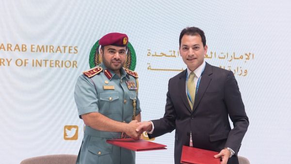 HE Brigadier Eng. Hussein Al Harthi, Director General of Electronic Services at the UAE Ministry of Interior; and Rami Kichli, Vice President, Software AG, Gulf & Levant
