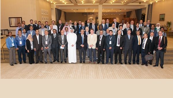 لقطة جماعية للمشاركين في المؤتمر لقطة جماعية للمشاركين في المؤتمر