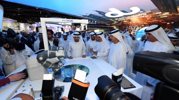 سمو الشيخ حمدان بن محمد بن راشد آل مكتوم يزور جناح دو في أسبوع جايتكس 