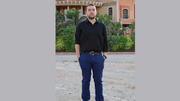 باهر محمد الصحفي في الجزيرة