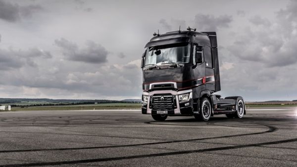 The French manufacturer Renault Trucks has received a German Design Award from the German Design Council.
