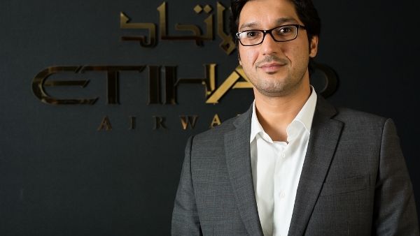 جعفر البلوشي، من أوائل المحاميين الإماراتيين المرخصين لدى الشركة