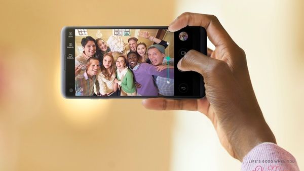 LG’s feature-rich ultimate V20 smartphone available starting this week LG’s feature-rich ultimate V20 smartphone available starting this week