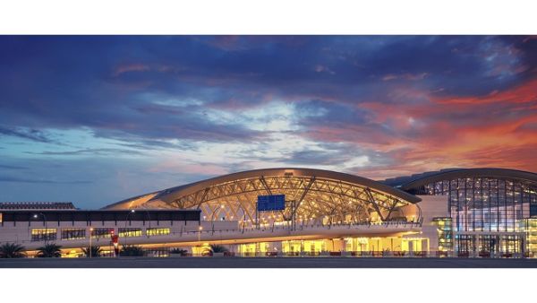 Muscat International Airport was designed and constructed to the highest standards of quality and service, meeting the International Air Transport Association’s classification for top airports.