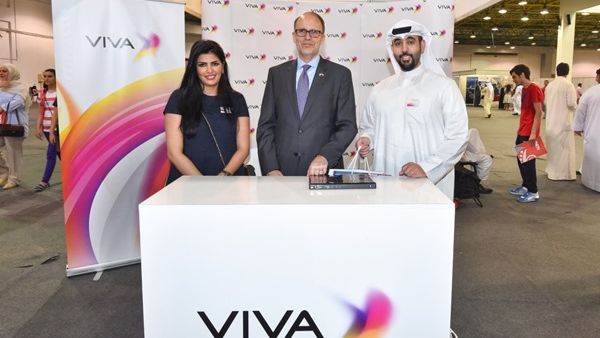 U.S. Ambassador to Kuwait in the middle of VIVA's Corporate Communications team U.S. Ambassador to Kuwait in the middle of VIVA's Corporate Communications team