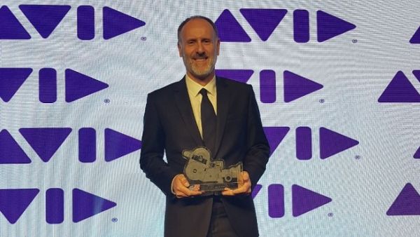 مارتن ستيوارت، الرئيس التنفيذي لـ OSN