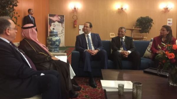 جانب من الاجتماع الذي جمع بين معالي الدكتور عبدالرحمن الحميدي المدير العام ورئيس مجلس إدارة صندوق النقد العربي، ودولة رئيس وزراء الجمهورية التونسية يوسف الشاهد