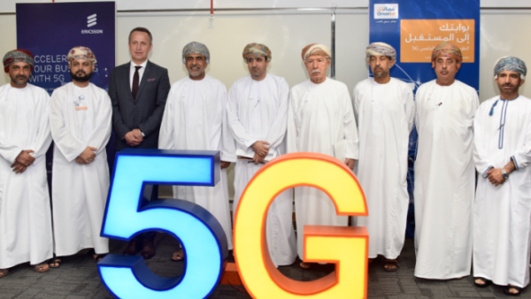 جانب من الاختبارات التقنية للجيل الخامس التي تشهدها عمانتل جانب من الاختبارات التقنية للجيل الخامس التي تشهدها عمانتل