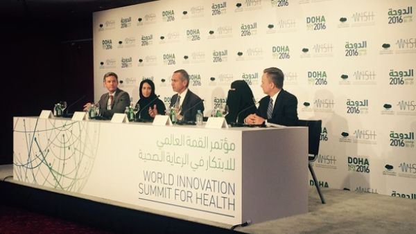المشاركون خلال ندوة نقاش قبيل انعقاد قمة ويش 2016