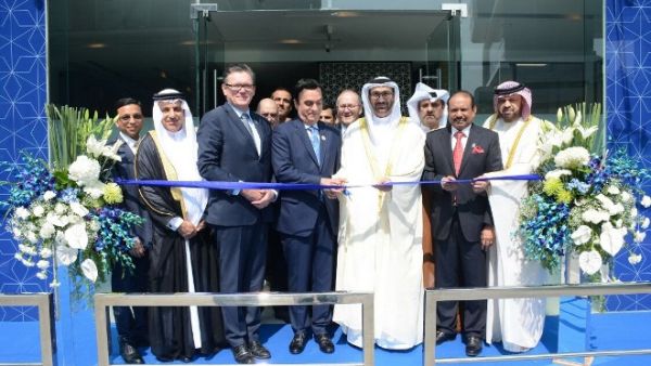 خلال إفتتاح أول فرع  لبنك الإمارات دبي الوطني في مدينة مومباي
