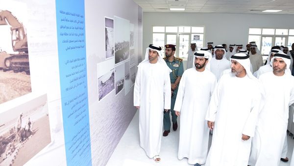 عملية تطوير الميناء جاءت في إطار خطة أبوظبي الهادفة إلى إنشاء بنية تحتية متطورة تواكب التطور الاقتصادي والتجاري في أبوظبي. عملية تطوير الميناء جاءت في إطار خطة أبوظبي الهادفة إلى إنشاء بنية تحتية متطورة تواكب التطور الاقتصادي والتجاري في أبوظبي.