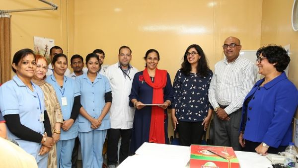 Right Health Employees Honoured by Right Health's MD Dr Sanjay Paithankar CIO Shainoor Khoja. Right Health Employees Honoured by Right Health's MD Dr Sanjay Paithankar CIO Shainoor Khoja.