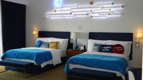 The unique room will offer breathtaking views of The Palm Island and will be specially adapted to suit a social media users every desire. 