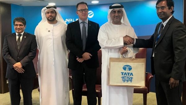 The Tata delegates toured Jebel Ali Port and Free Zone, including Terminal 3.