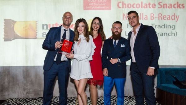 The Nutella Middle East team accepts the Product of the Year Award for B-Ready at the event's Gulf 2018 edition.