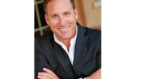 غريغ شونبوم، مسؤول صناعة الإعلام في زيروكس