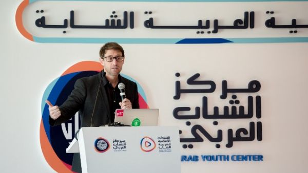 تناولت جلسات اليوم الأول من جدول الأعمال مع جامعة نيويورك أبوظبي مواضيع السياسة في عصر الإعلام الرقمي والتفاعلي.