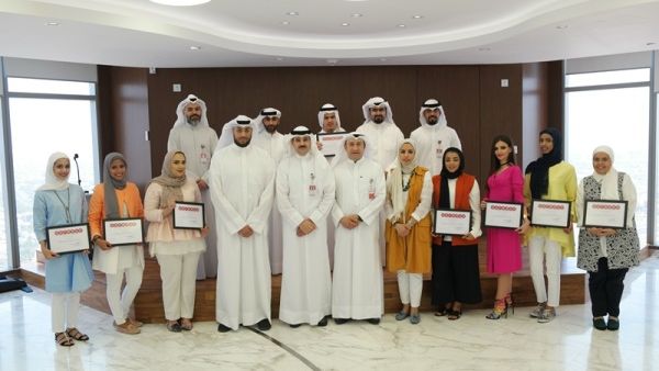 Saleh Al-Houti with the interns