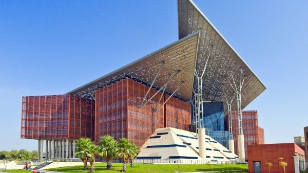 The first phase of the artificial intelligence project for Abu Dhabi's judicial system will employ AI in predicting case settlements at criminal courts.