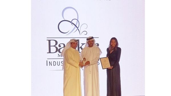 The award was received by Nasser AlSanousi, Director of Marketing at the company.