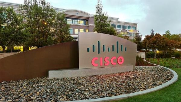 Cisco WebEx will provide Al Jouf University students, lecturers and staff members with an easy way to exchange ideas and information with anyone, anywhere