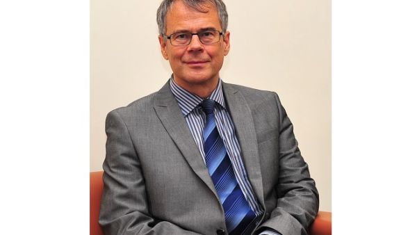 Dr. Egon Toft, Vice President, Qatar University 