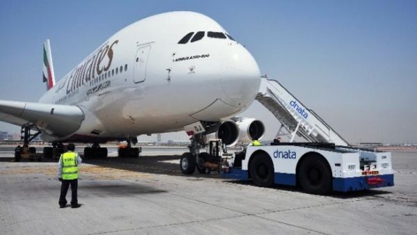 dnata ground handling operations at work dnata ground handling operations at work