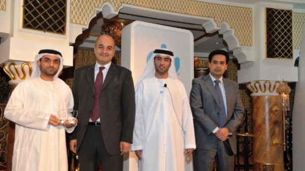دو تكرم شركاءها في مجال المبيعات