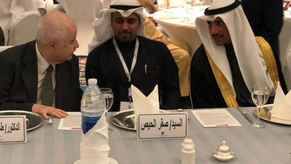 خلال الحدث خلال الحدث