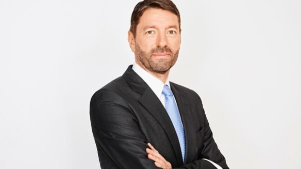 CEO Kasper Rorsted CEO Kasper Rorsted
