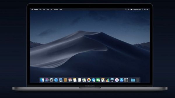 The new macOS Mojave brings some core iOS apps, like News and Stocks to the Mac for the first time. (TR)