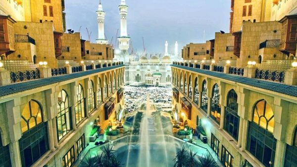 سيعكس الفندق والأبراج روح 47 عامًا من الإتحاد والرخاء في ذكرى اليوم الوطني لدولة الإمارات العربية المتحدة.