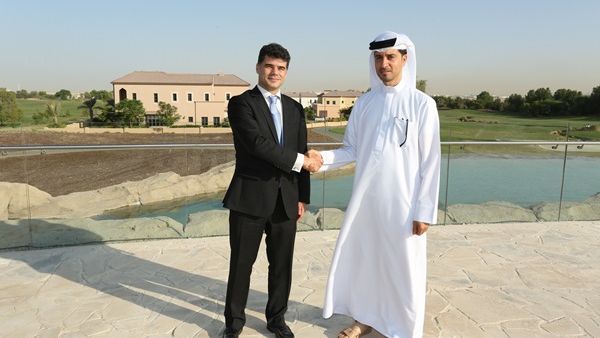 جيل ازيفيدو، رئيس الخدمات المصرفية و عبدالعزيز بوخاطر، المدير التنفيذي لـ عقارات جميرا للجولف