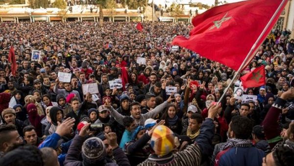يدعو رجال الأعمال بالمغرب إلى ربط الزيادة في الأجور بالتضخم، والمرونة في سوق الشغل، مفضلين الوصول إلى اتفاق مع الاتحادات العمالية عبر مفاوضات ثنائية. 