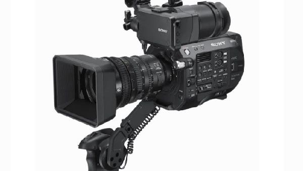 كاميرا FS7 II المتطورة