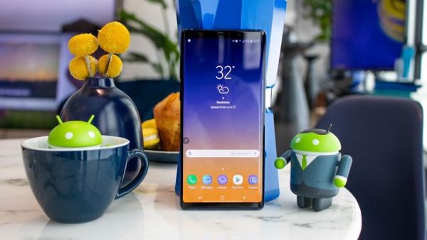 The Note 9 is all about going big with a lot of minor upgrades. (TR)