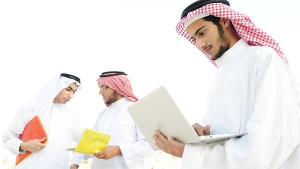 Are unemployed Saudi youth simply lazy? In this article, Saudi writer Azzah Al-Sebaee tries to answer this question. (Shutterstock)