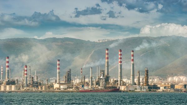 Turkish Petroleum Corporation to make investments in Sudan worth $100 million, says agriculture and forestry minister. (Shutterstock)