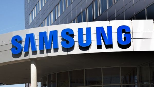 توقعت Samsung ان تبلغ المبيعات الموحدة للربع الرابع نحو 59 تريليون وون ادنى من توقعات المحللين التي كانت عند 62.8 تريليون وون