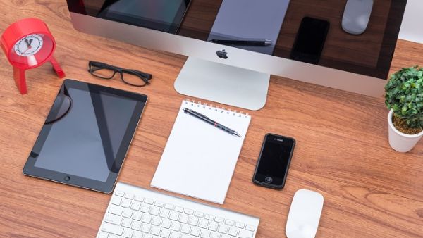 Here are Apple’s best MacBooks and iMacs to buy in 2018. (Shutterstock)