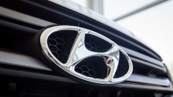 The 30,000-square-metre facility is home to a Hyundai showroom, a Genesis showroom, and a fully equipped After sales centre. 