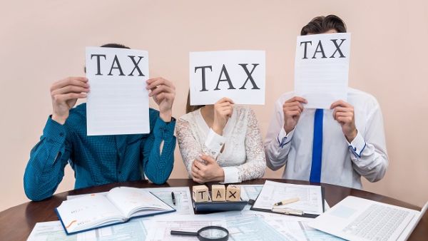 The new law must encourage local and foreign investment through carefully-studied rates of tax on all sectors. (Shutterstock)