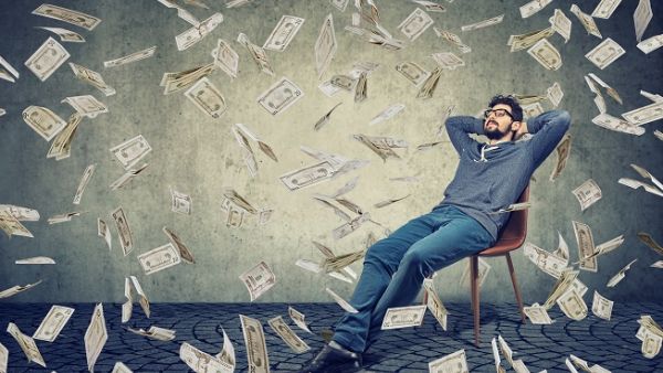 A sense of increased optimism and confidence has been noticed among the region’s wealthy in the context of the regional economy. (Shutterstock)